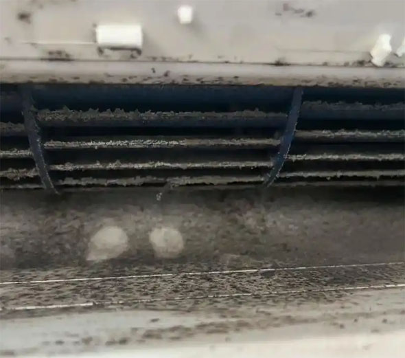 抚顺空调吹的风有股烧焦味是怎么回事